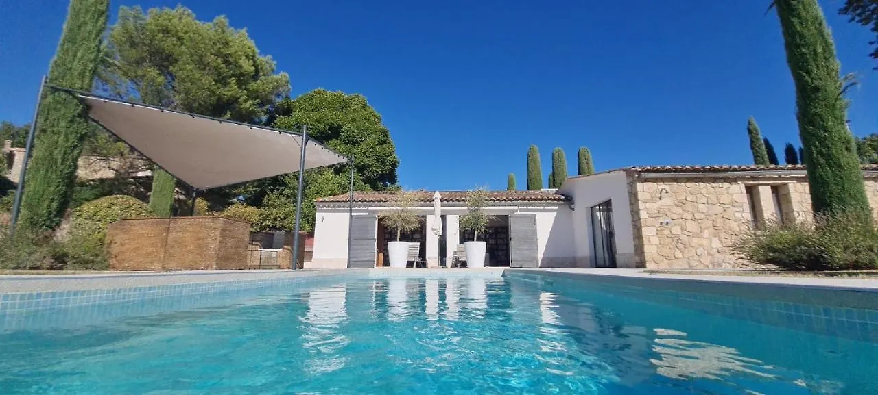 Les Cerisiers Maison Bertuli Climatise, Piscine Chauffee, Lit King Size, Classe 5 Etoiles Оппед