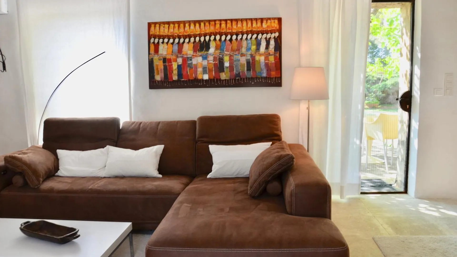 Дом отдыха Les Cerisiers Maison Bertuli Climatise, Piscine Chauffee, Lit King Size, Classe 5 Etoiles Оппед